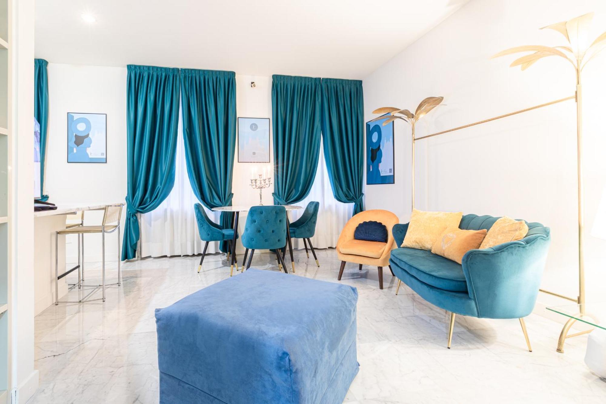 Monte Napoleone Split-Level Terrace Apartment - Top Collection Милано Екстериор снимка