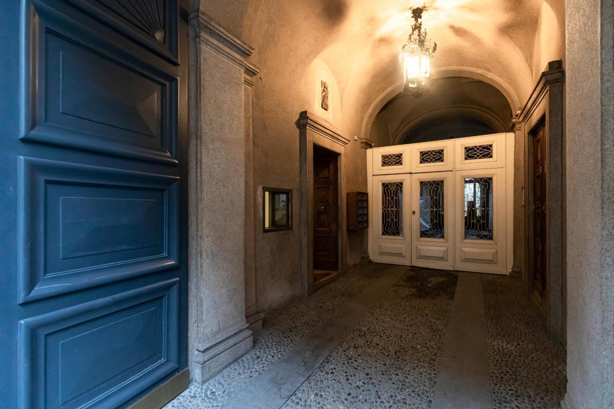 Monte Napoleone Split-Level Terrace Apartment - Top Collection Милано Екстериор снимка