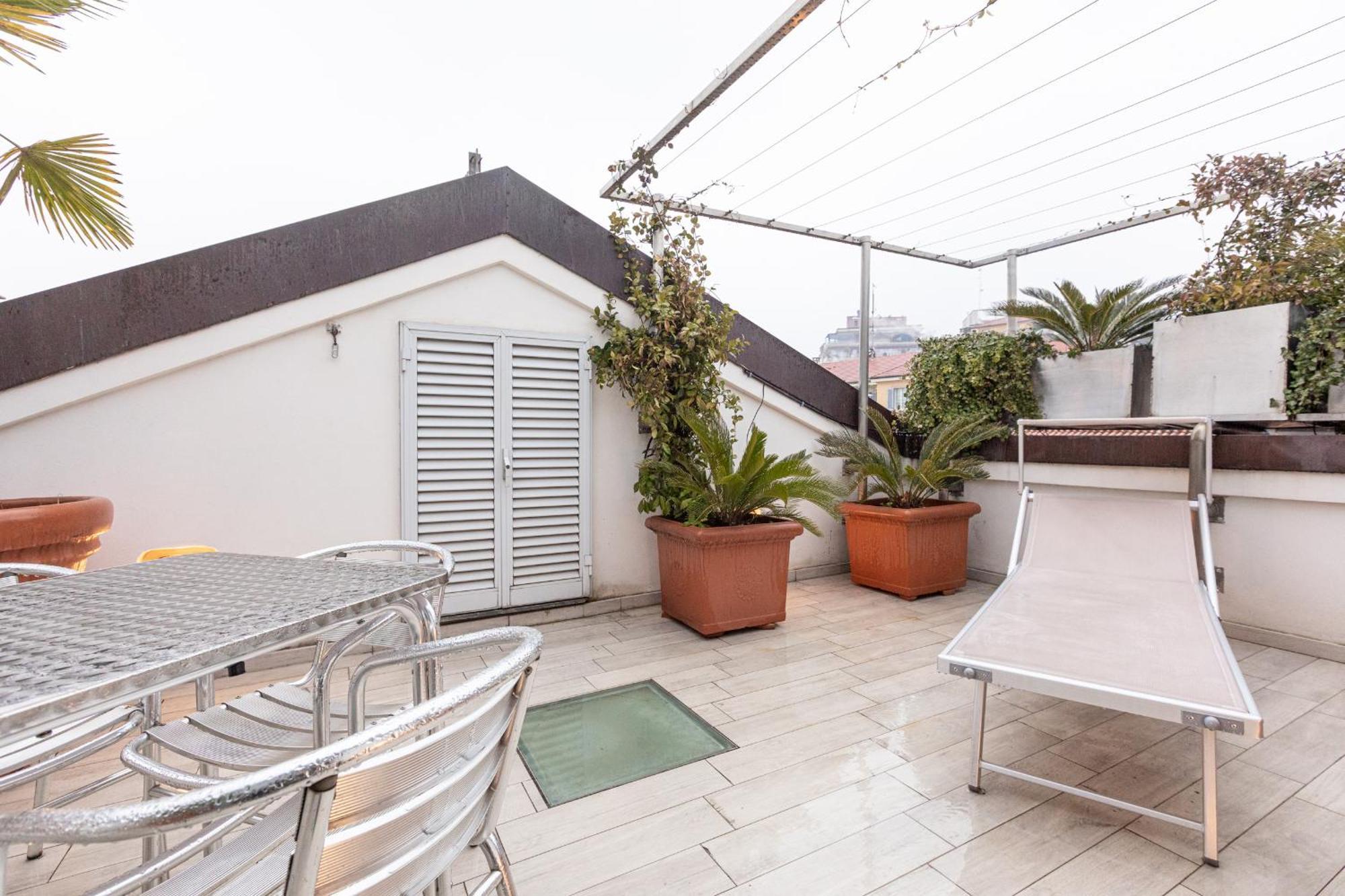 Monte Napoleone Split-Level Terrace Apartment - Top Collection Милано Екстериор снимка